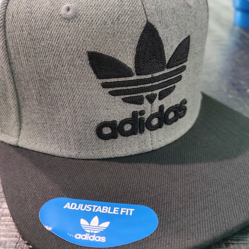adidas Trefoil Snapback OSFM